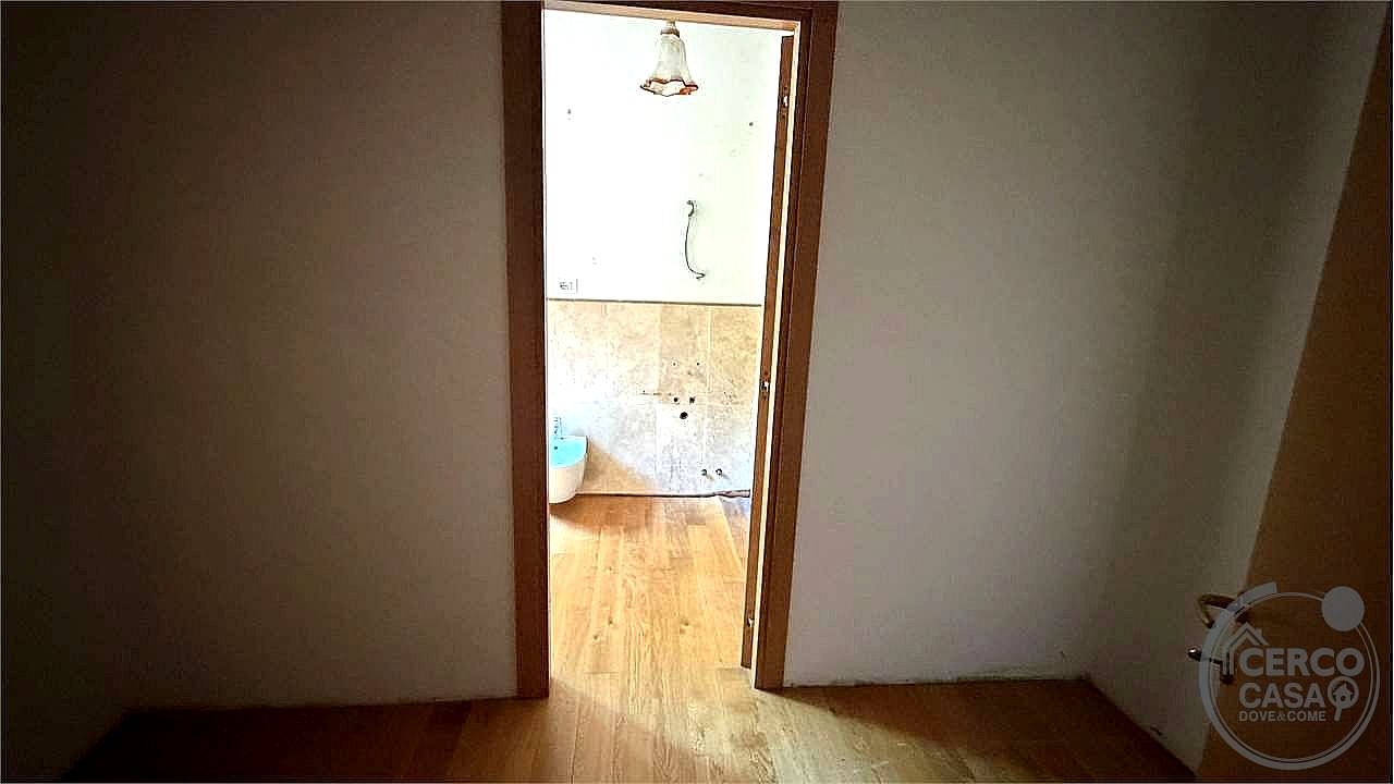 VILLA BIFAMILIARE VENDITA PERUGIA SAN VETTURINO · foto 35
