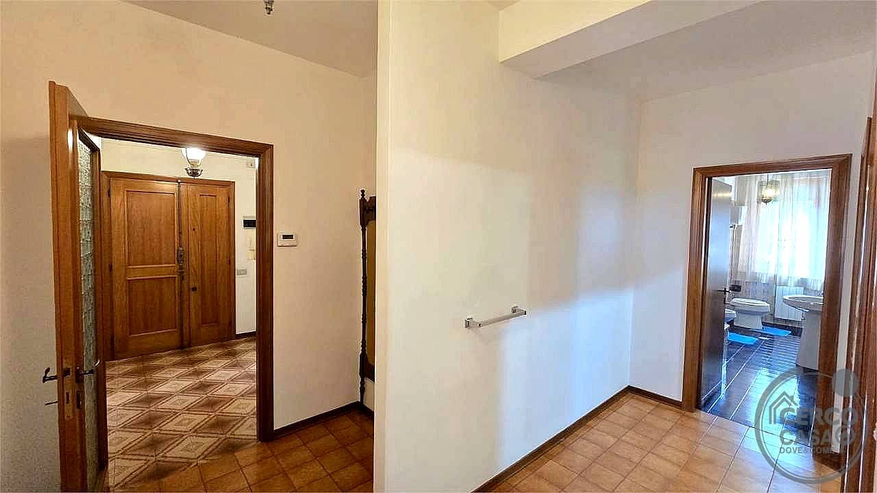 4 O PIÙ LOCALI VENDITA PERUGIA SAN SISTO · foto 11