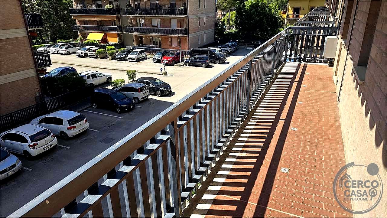 4 O PIÙ LOCALI VENDITA PERUGIA SAN SISTO · foto 32