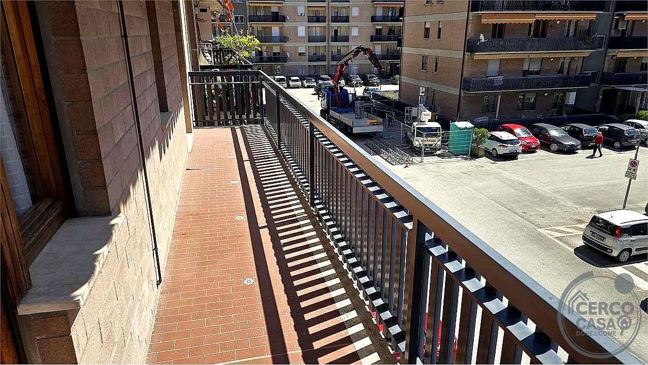 4 O PIÙ LOCALI VENDITA PERUGIA SAN SISTO · foto 35