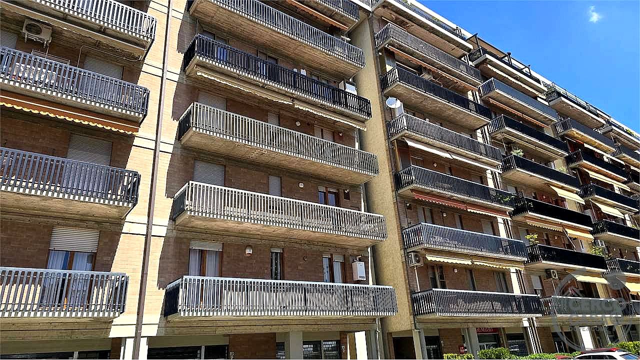4 O PIÙ LOCALI VENDITA PERUGIA SAN SISTO · foto 8