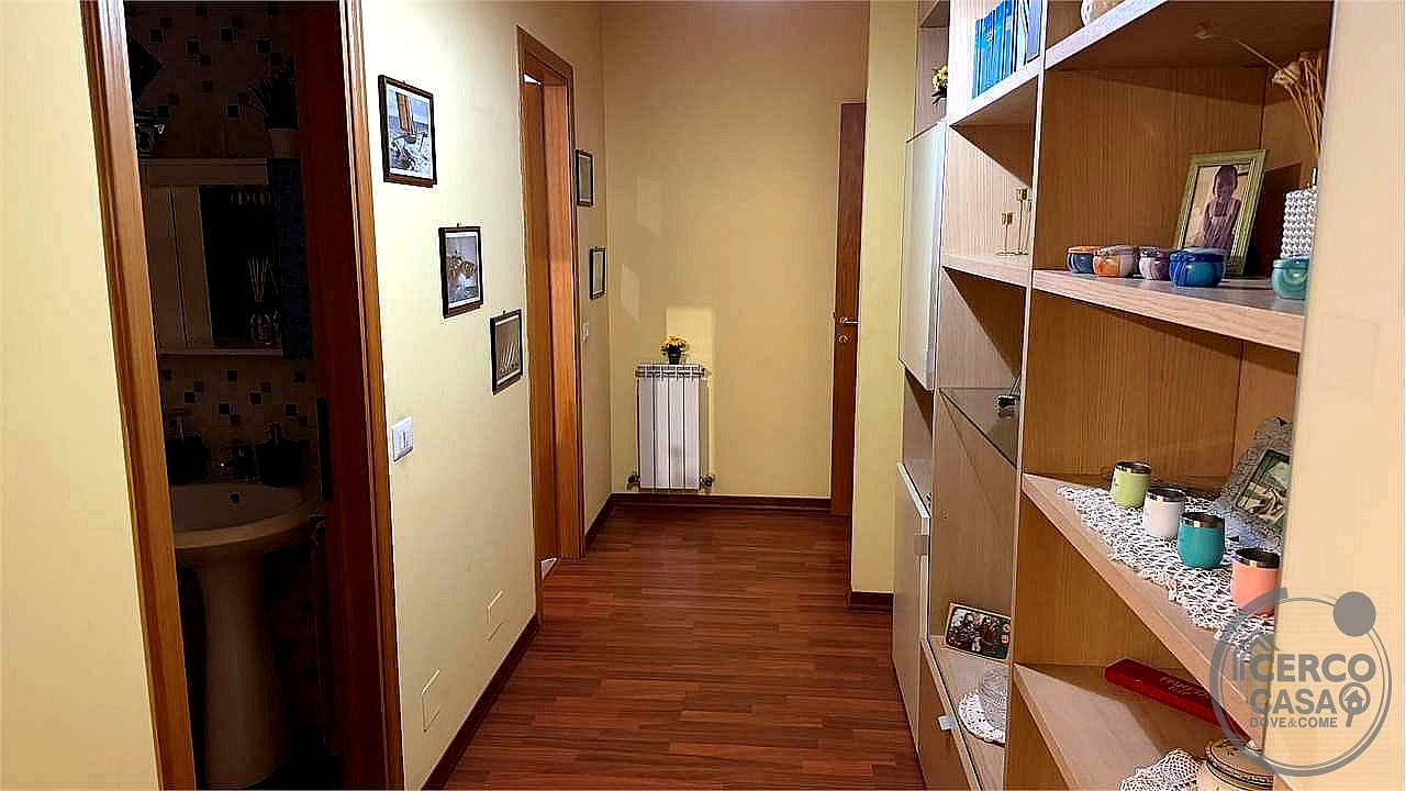4 O PIÙ LOCALI VENDITA PERUGIA · foto 35