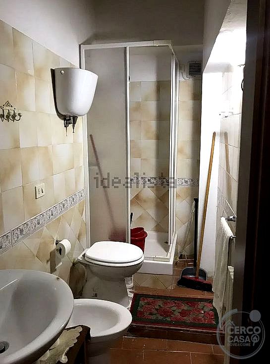 4 O PIÙ LOCALI VENDITA ASSISI · foto 16