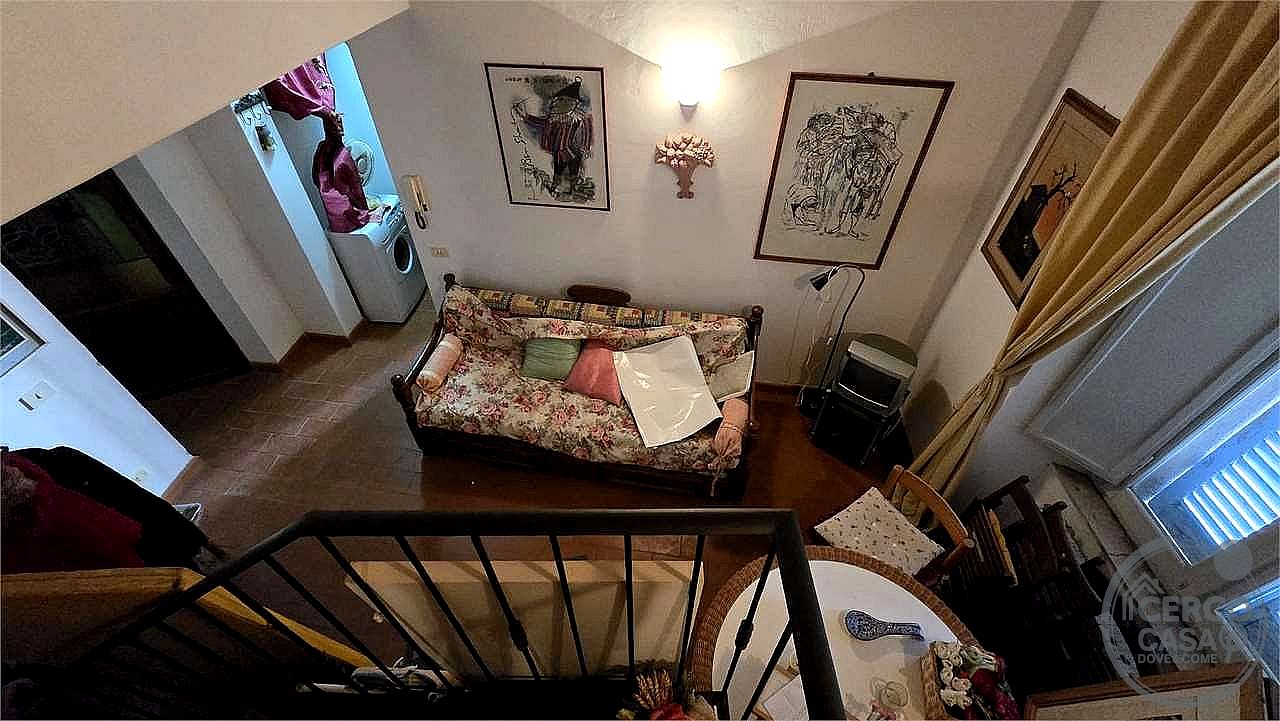 4 O PIÙ LOCALI VENDITA ASSISI · foto 31