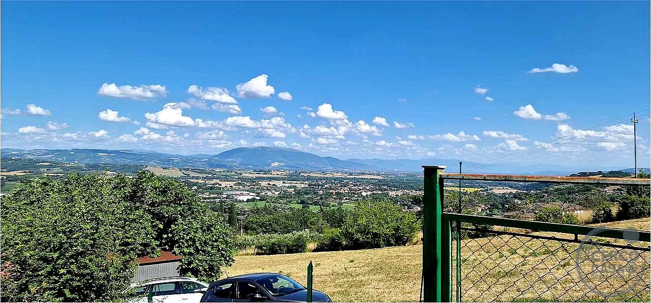 VILLA VENDITA PERUGIA MONTELUCE · foto 33