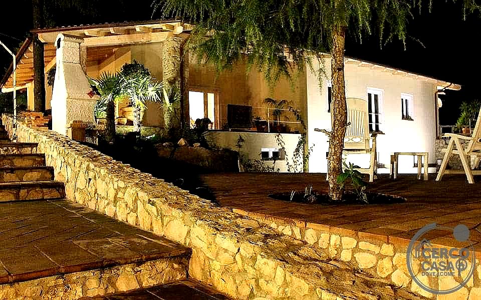VILLA VENDITA PERUGIA TRINITA - Perugia