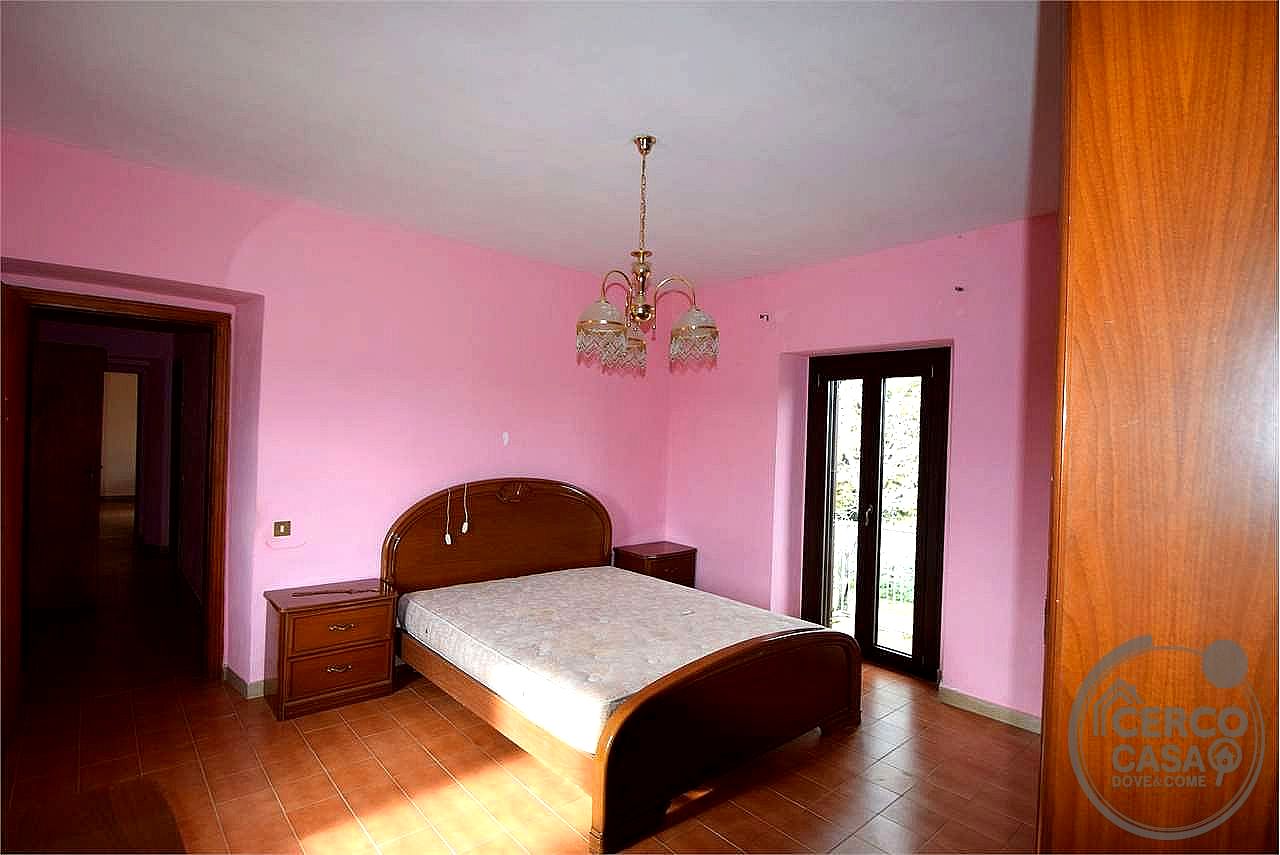 VILLA VENDITA GUBBIO · foto 17