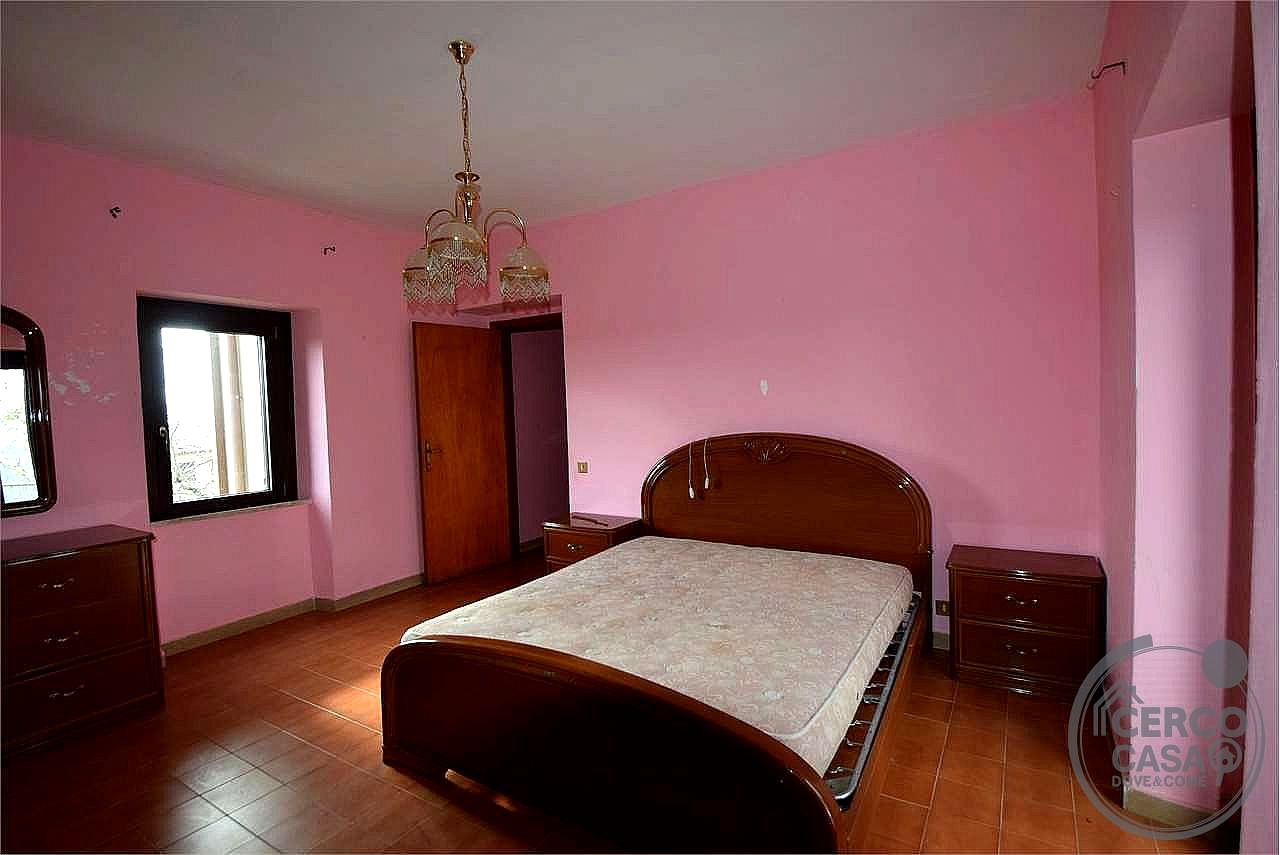 VILLA VENDITA GUBBIO · foto 3