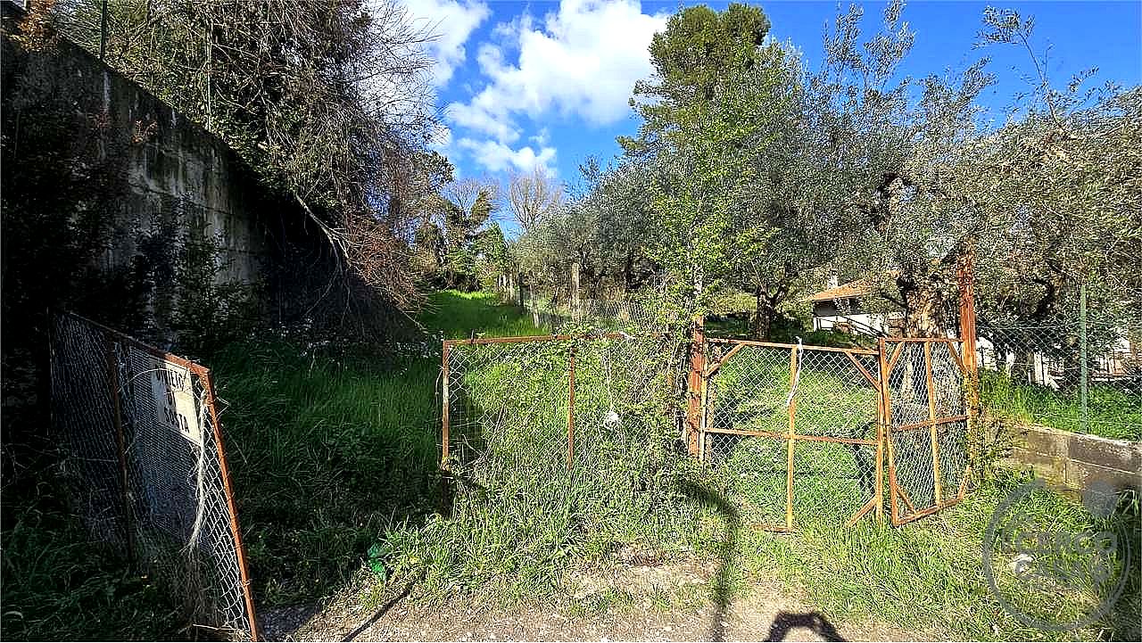 TERRENO EDIFICABILE VENDITA PERUGIA · foto 28