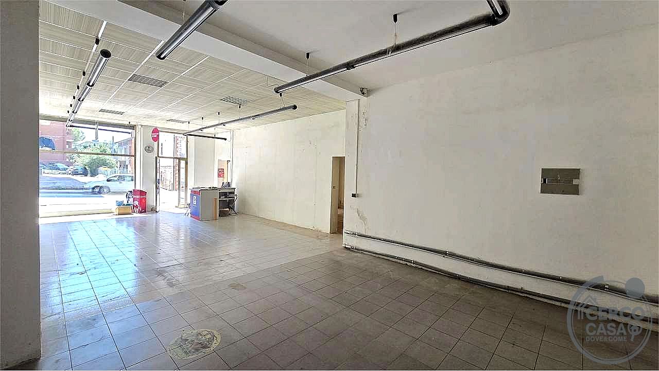 NEGOZIO VENDITA PERUGIA SAN SISTO · foto 15