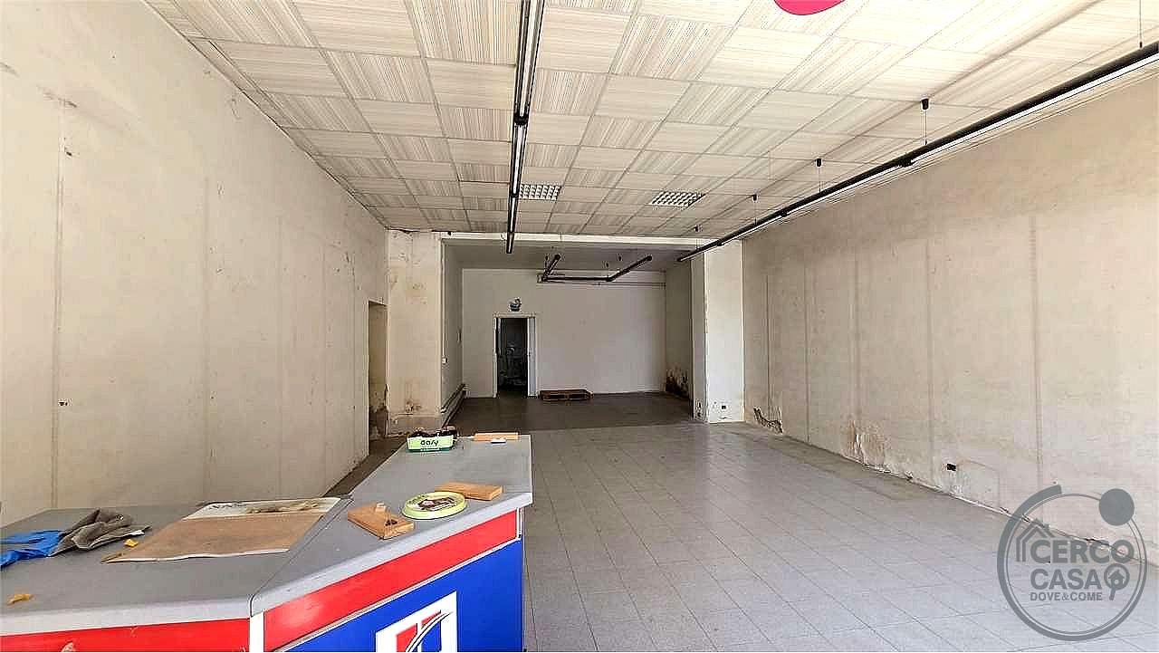 NEGOZIO VENDITA PERUGIA SAN SISTO · foto 17