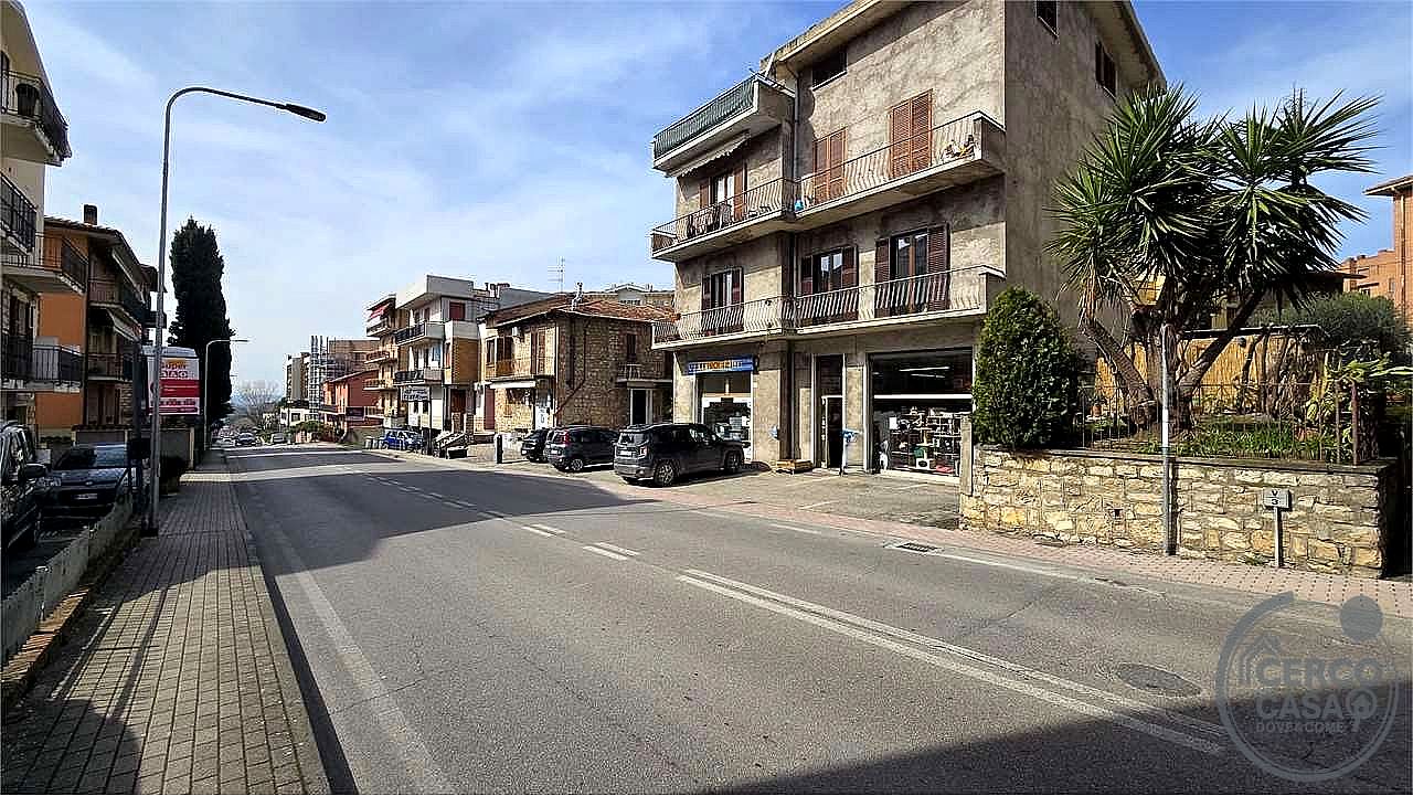 NEGOZIO VENDITA PERUGIA SAN SISTO · foto 4