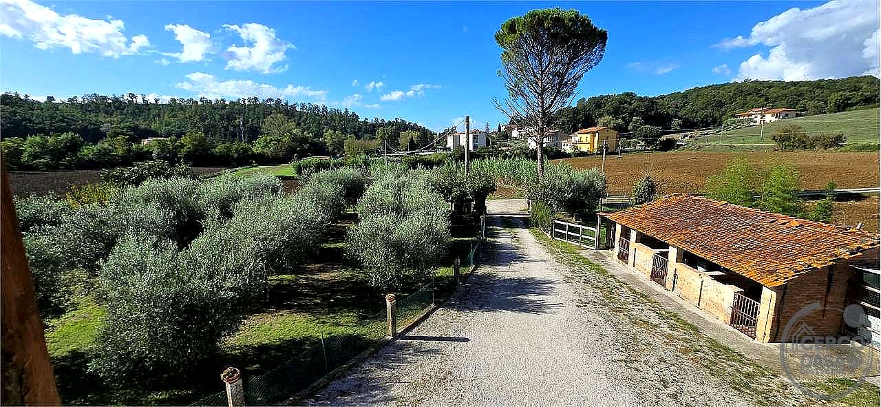 RUSTICO - CASALE VENDITA PERUGIA PICCIONE · foto 2