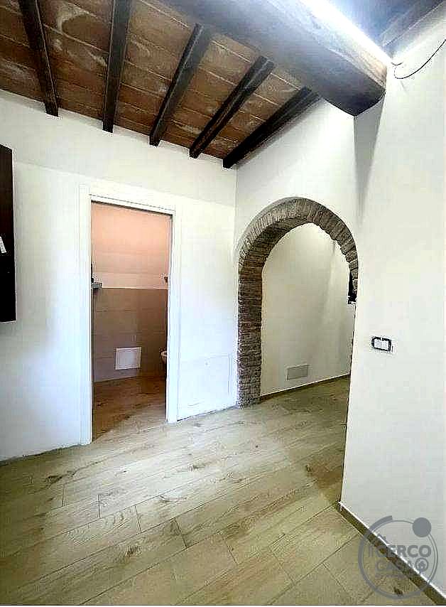 APPARTAMENTO VENDITA PERUGIA PILA · foto 5