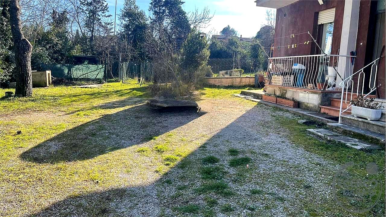 VILLA VENDITA PERUGIA PREPO · foto 32
