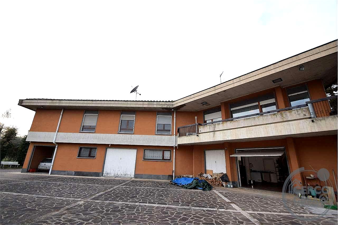 VILLA VENDITA PERUGIA · foto 4
