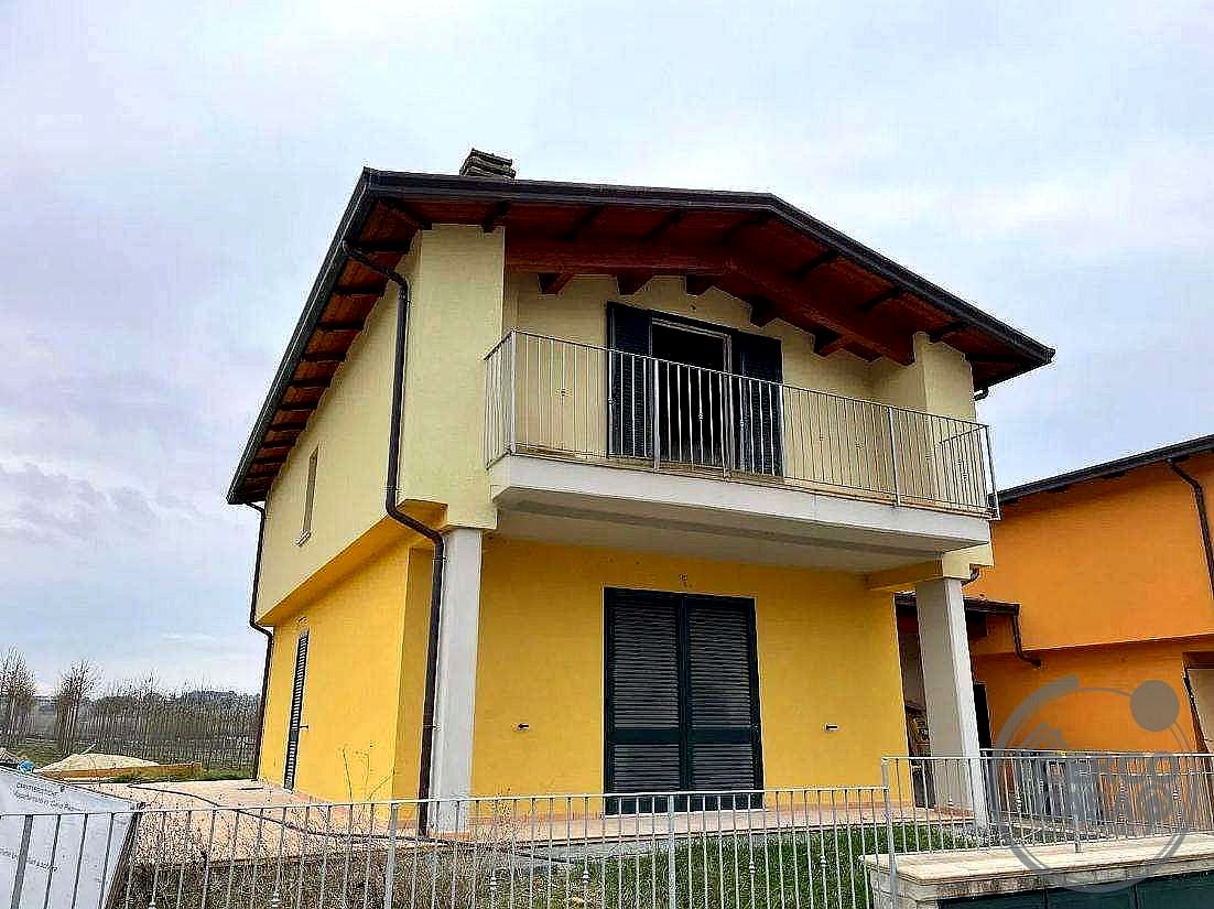 VILLA BIFAMILIARE VENDITA PERUGIA · foto 26