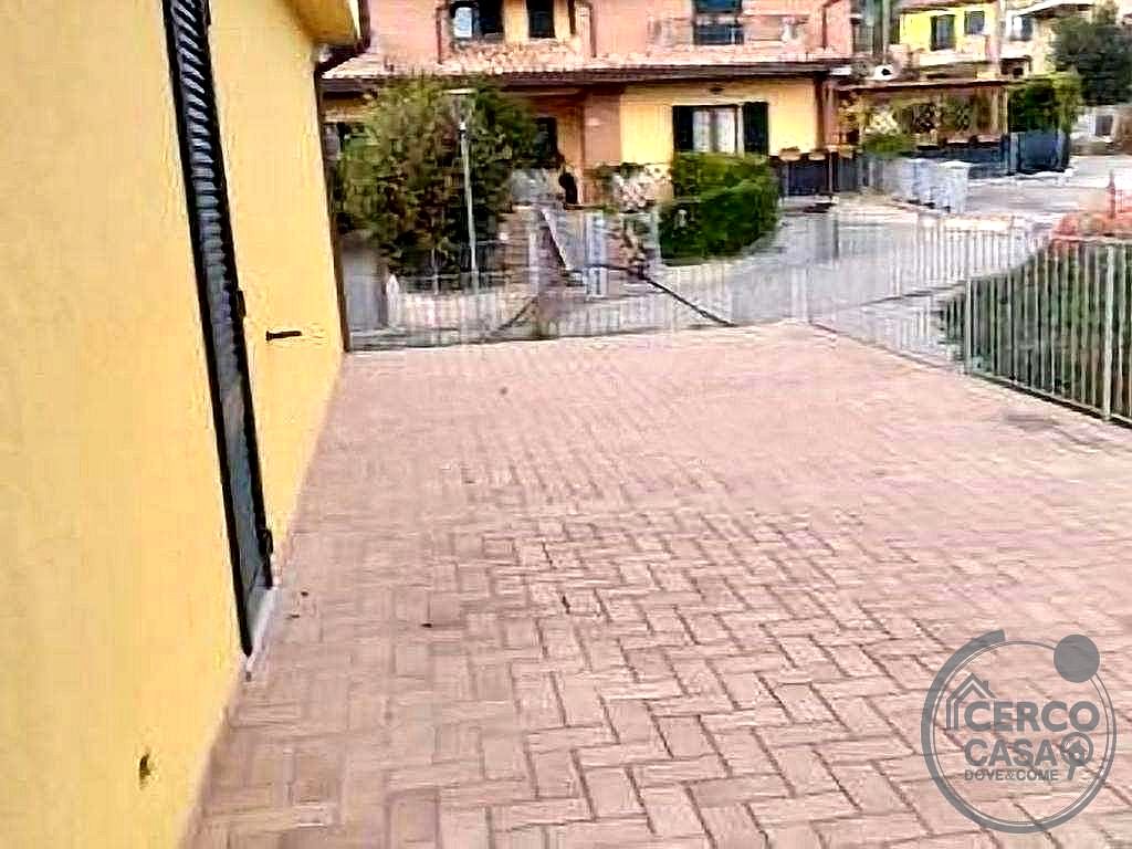 VILLA BIFAMILIARE VENDITA PERUGIA · foto 5