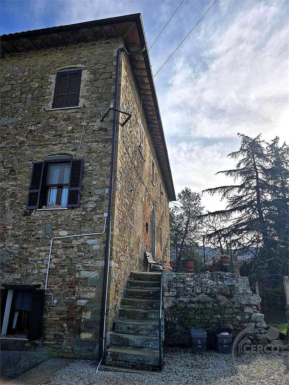 4 O PIÙ LOCALI VENDITA MAGIONE · foto 16