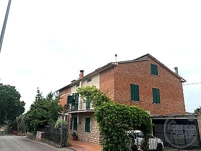 4 O PIÙ LOCALI VENDITA MAGIONE · foto 39