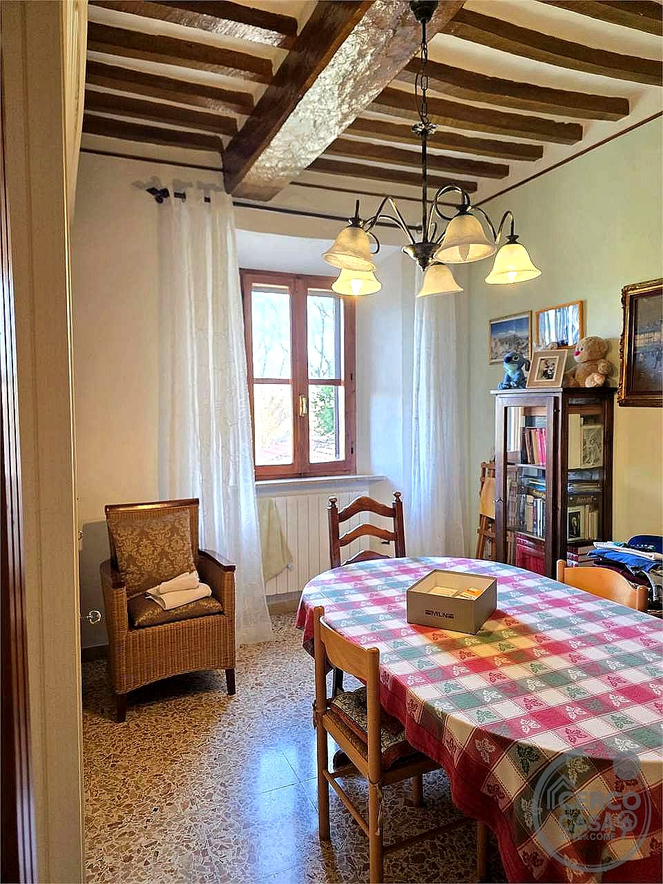 4 O PIÙ LOCALI VENDITA MAGIONE · foto 8