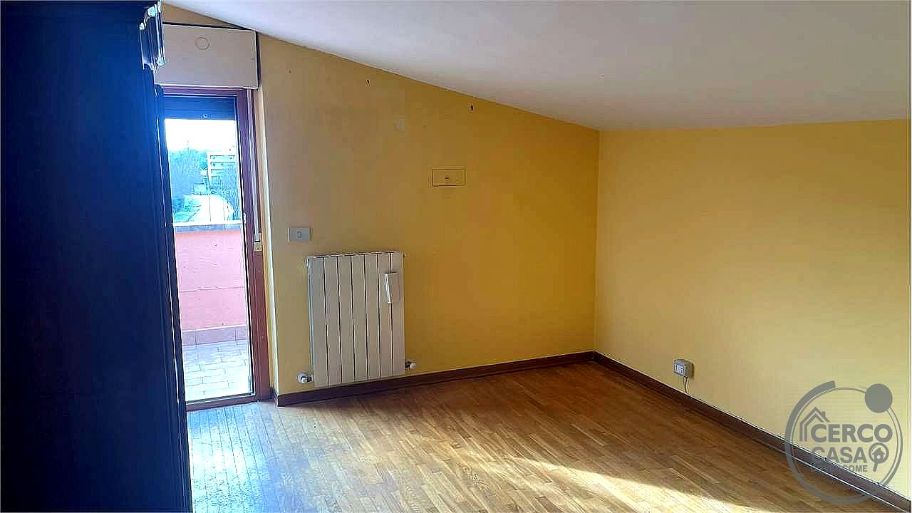 TRILOCALE VENDITA PERUGIA SETTEVALLI · foto 5