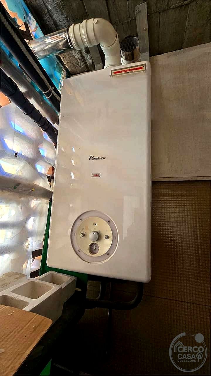 4 O PIÙ LOCALI VENDITA PERUGIA · foto 10