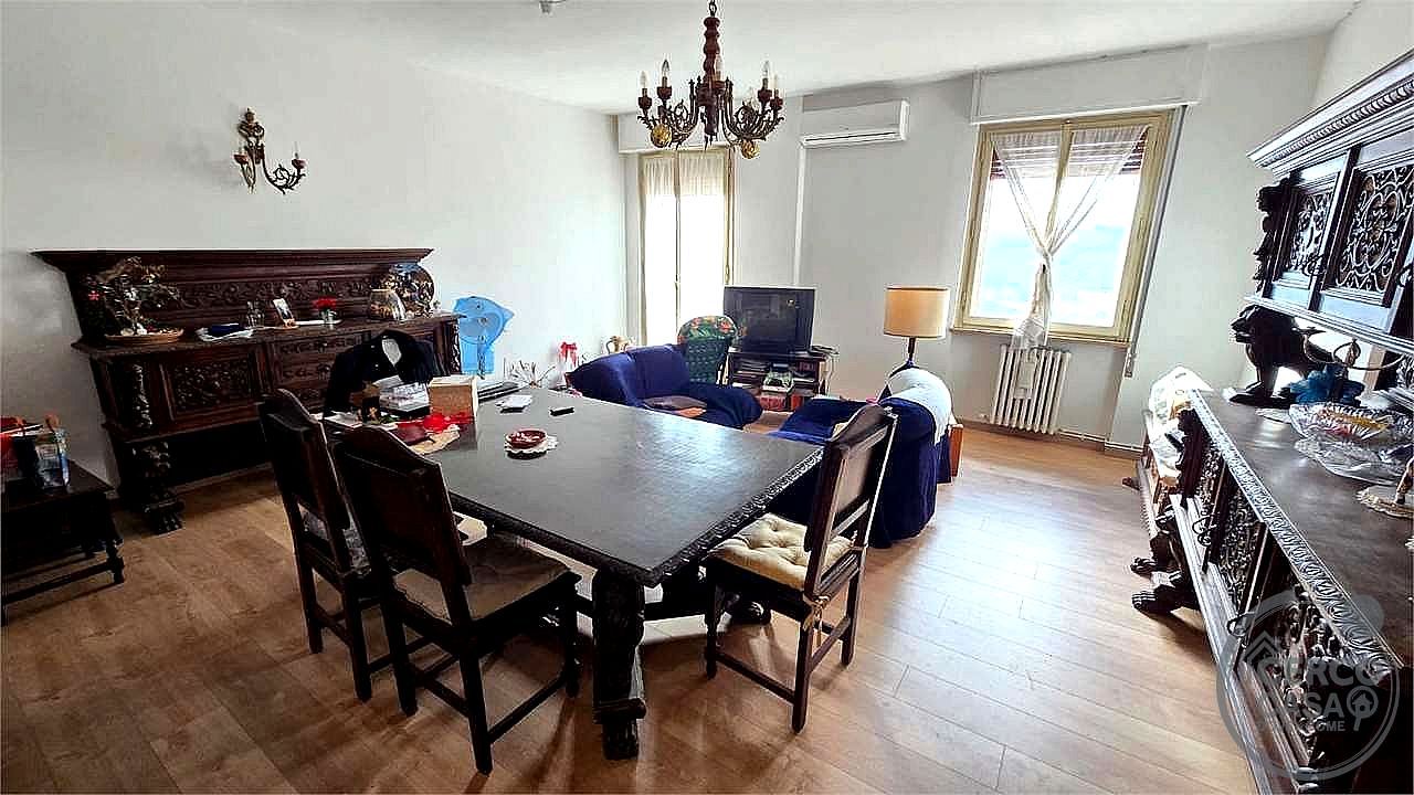 4 O PIÙ LOCALI VENDITA PERUGIA · foto 27