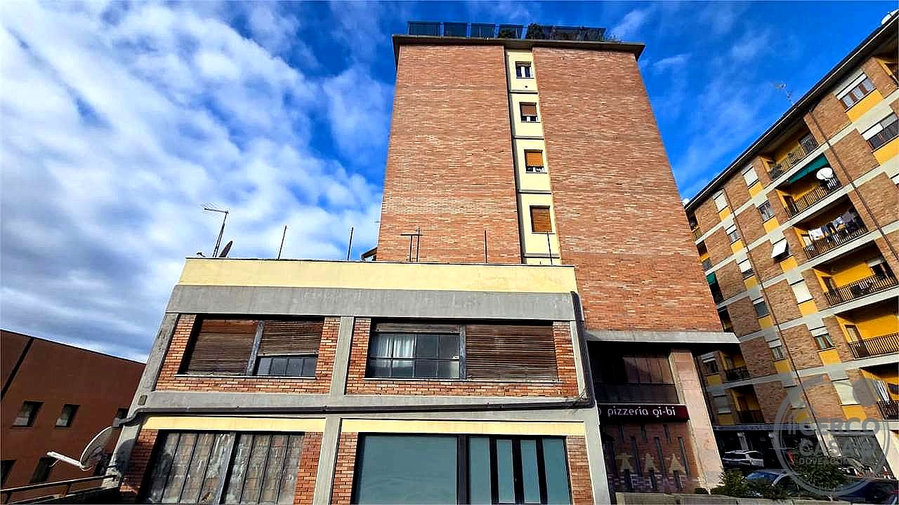 4 O PIÙ LOCALI VENDITA PERUGIA · foto 5