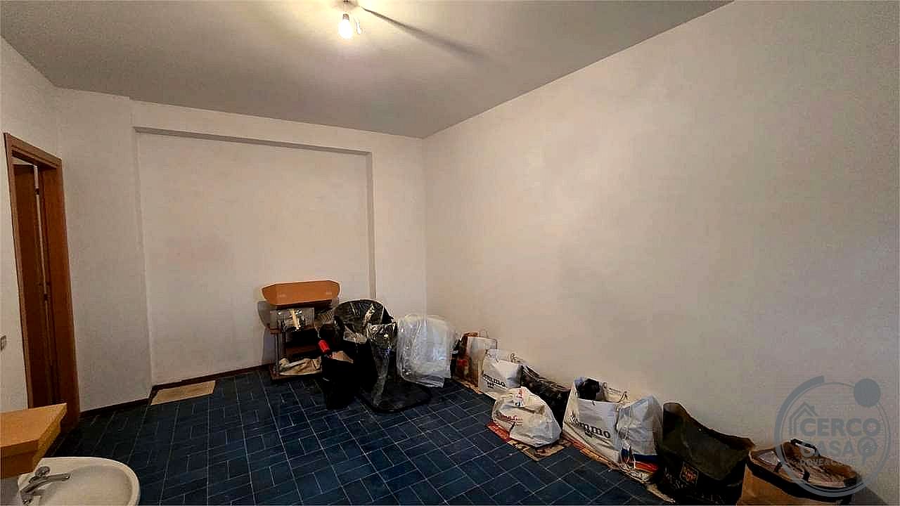 4 O PIÙ LOCALI VENDITA PERUGIA · foto 11