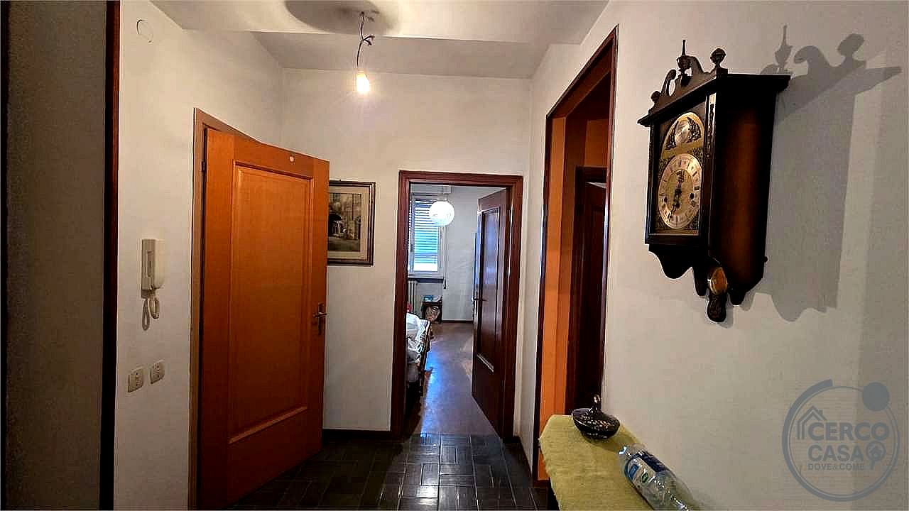 4 O PIÙ LOCALI VENDITA PERUGIA · foto 20