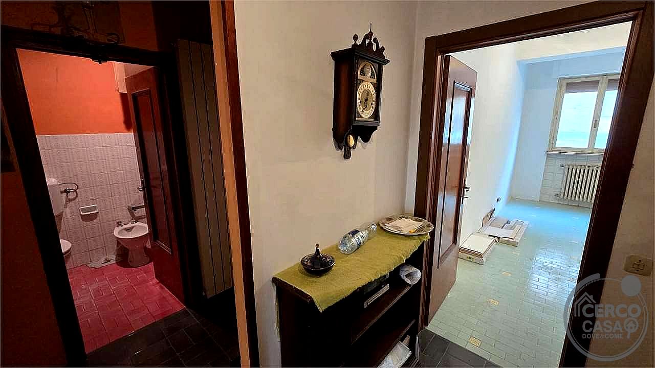 4 O PIÙ LOCALI VENDITA PERUGIA · foto 8