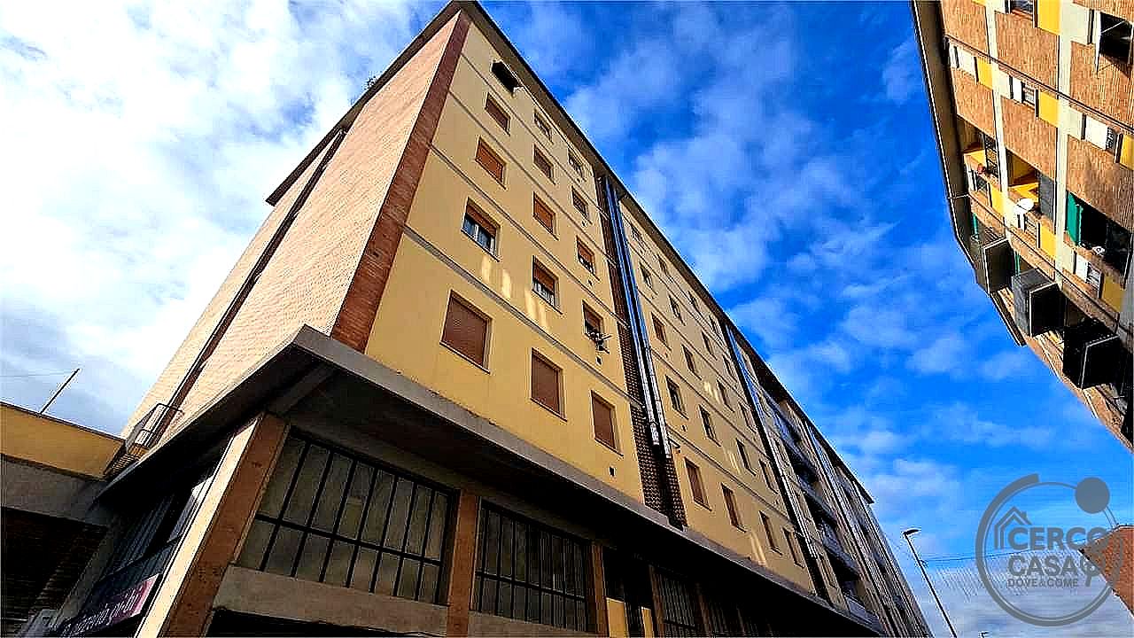 4 O PIÙ LOCALI VENDITA PERUGIA - Perugia
