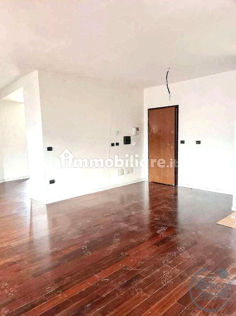 4 O PIÙ LOCALI VENDITA PERUGIA PONTE RIO · foto 8