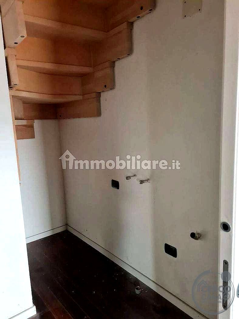 4 O PIÙ LOCALI VENDITA PERUGIA PONTE RIO · foto 9