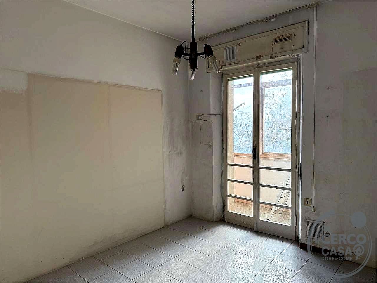 4 O PIÙ LOCALI VENDITA PERUGIA MONTELUCE · foto 10