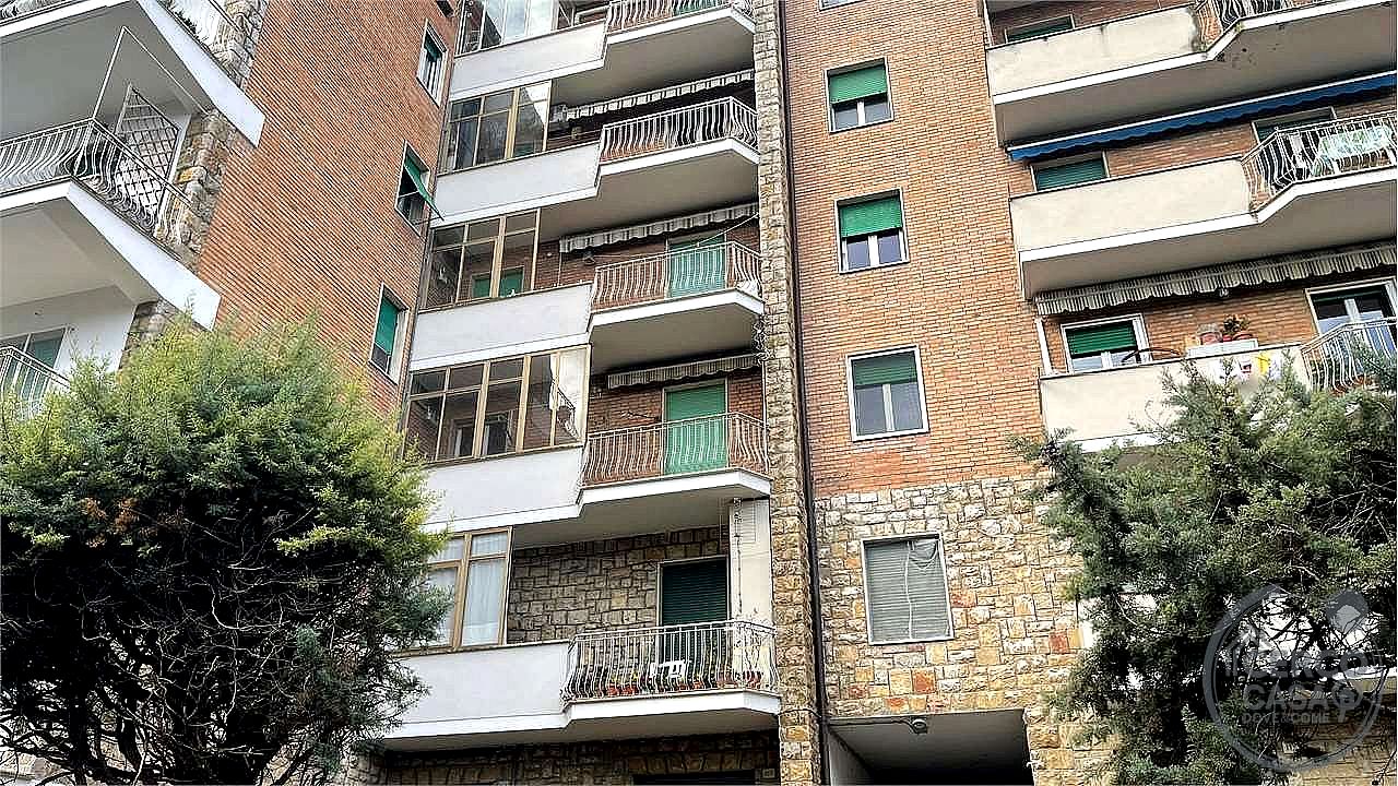 4 O PIÙ LOCALI VENDITA PERUGIA MONTELUCE · foto 16