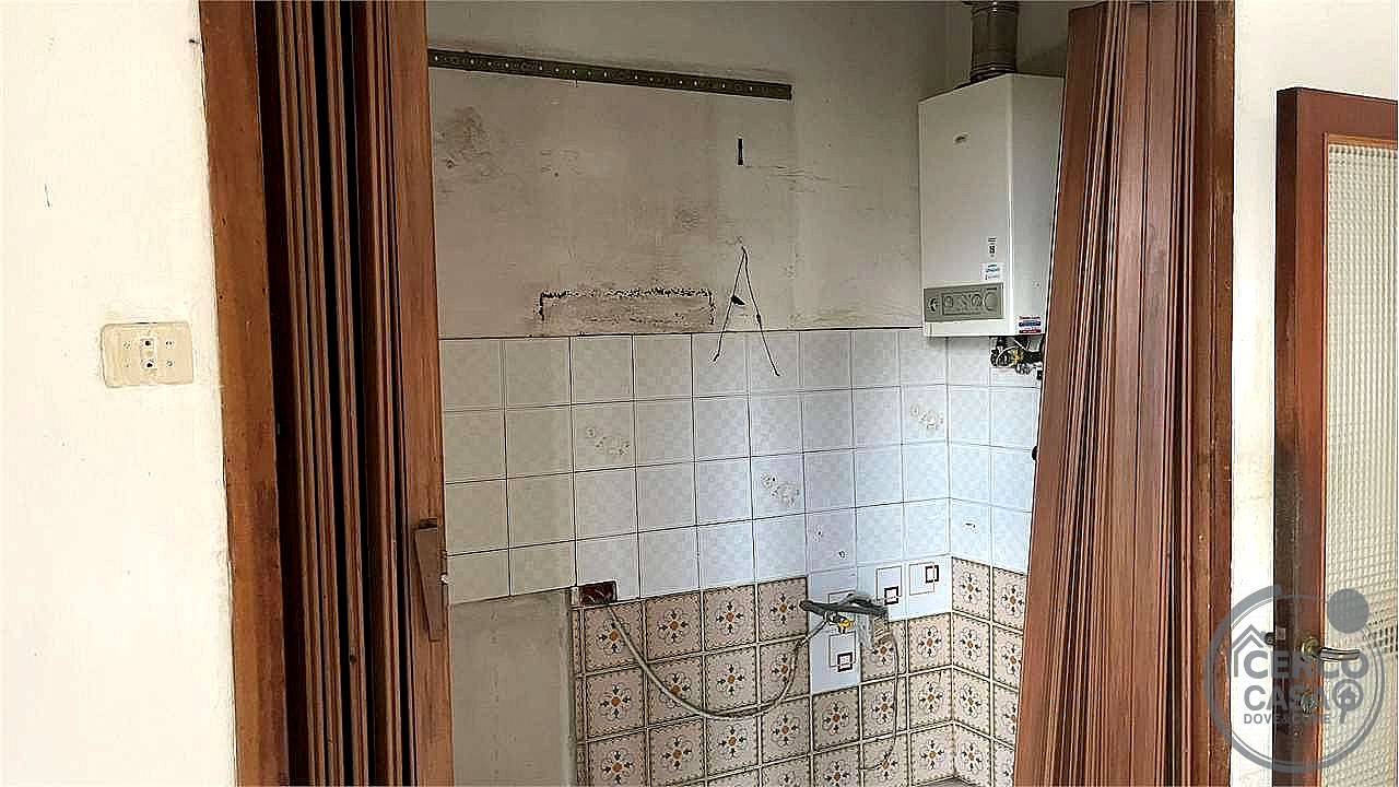4 O PIÙ LOCALI VENDITA PERUGIA MONTELUCE · foto 32