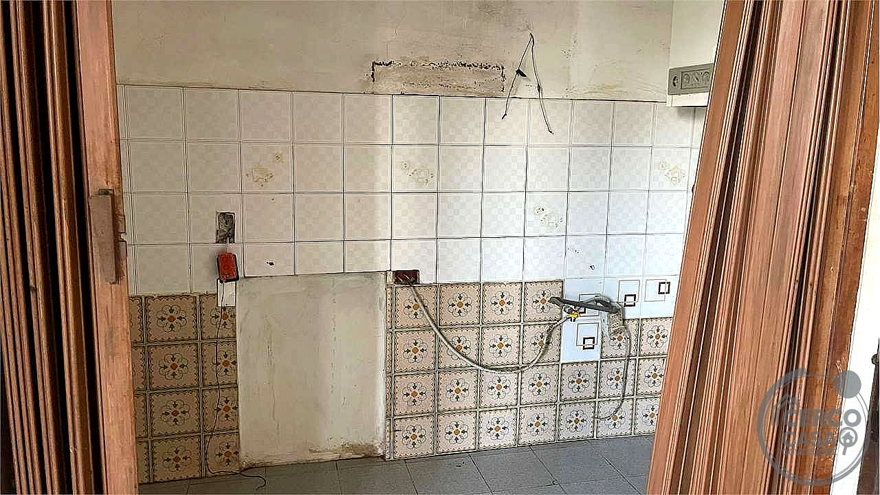 4 O PIÙ LOCALI VENDITA PERUGIA MONTELUCE · foto 33