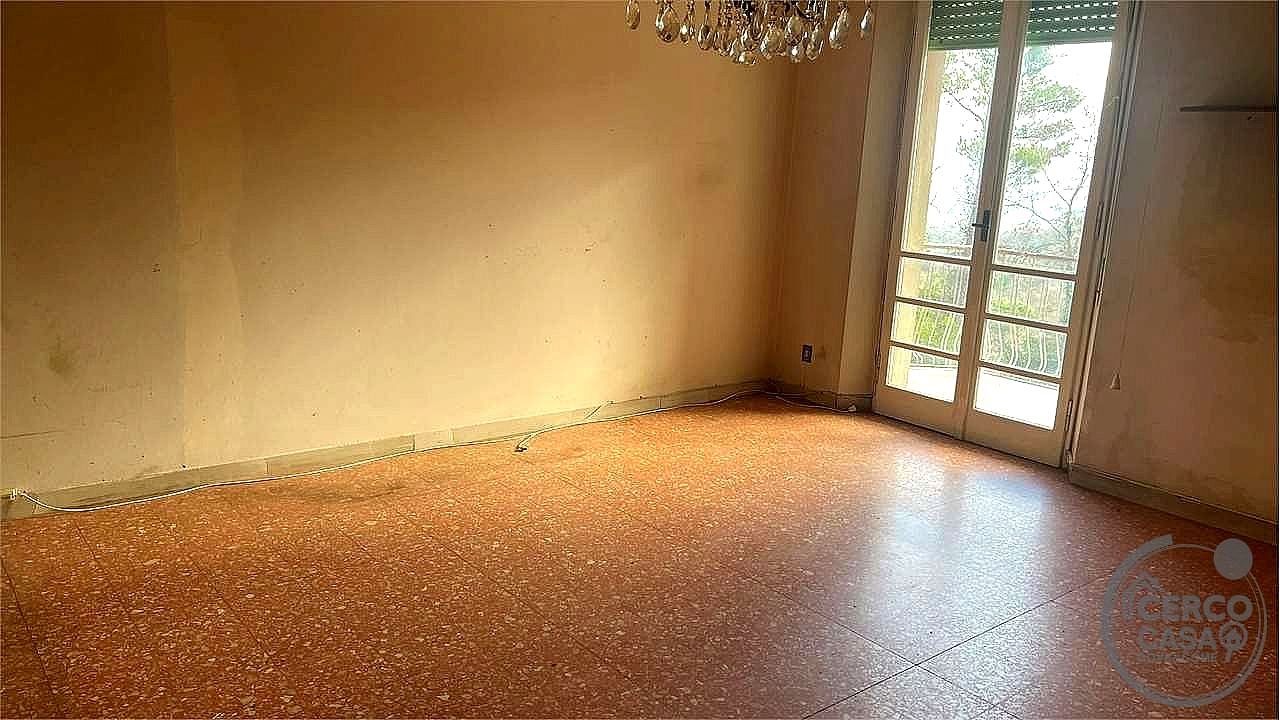4 O PIÙ LOCALI VENDITA PERUGIA MONTELUCE · foto 36