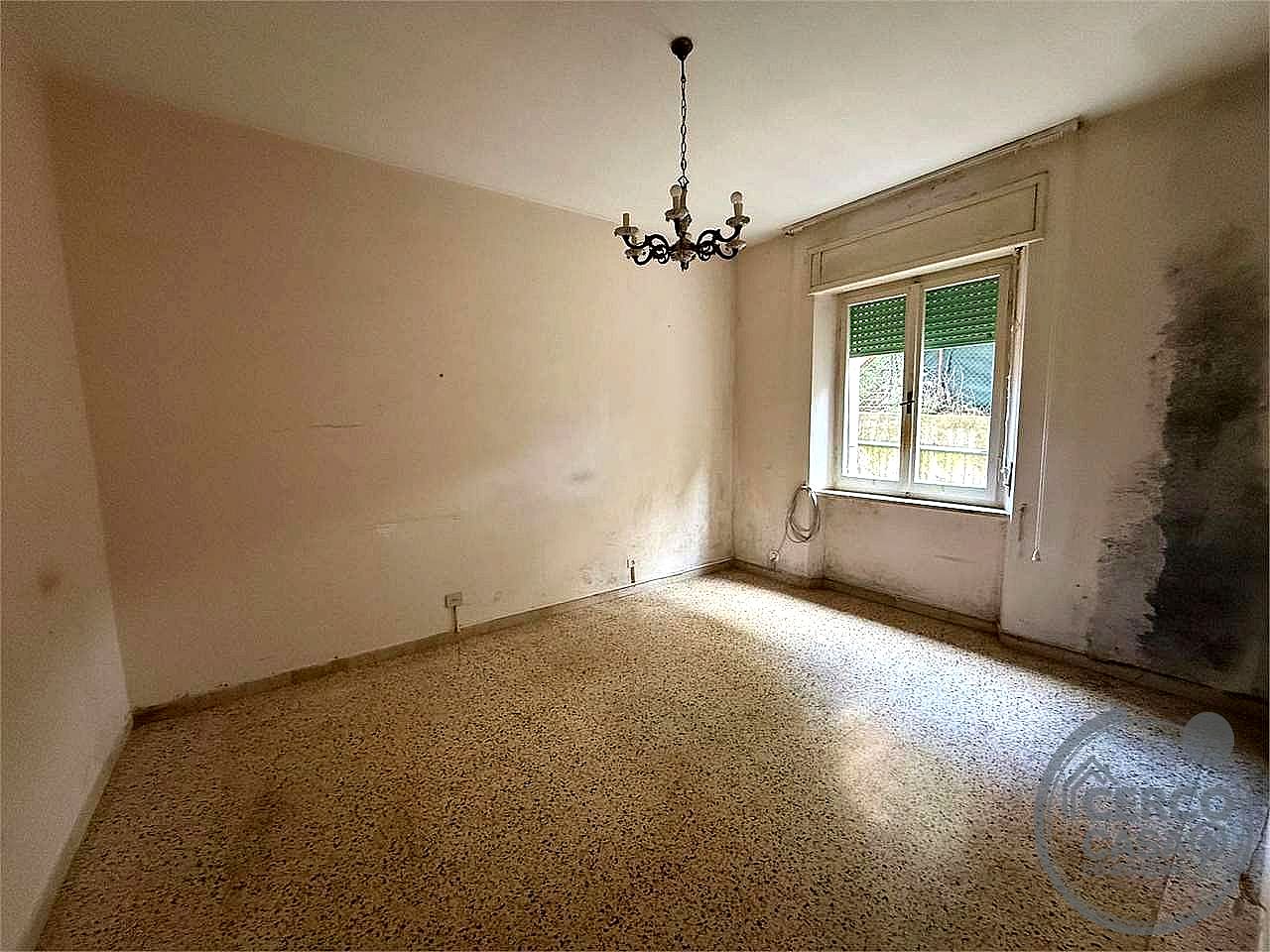 4 O PIÙ LOCALI VENDITA PERUGIA MONTELUCE · foto 9