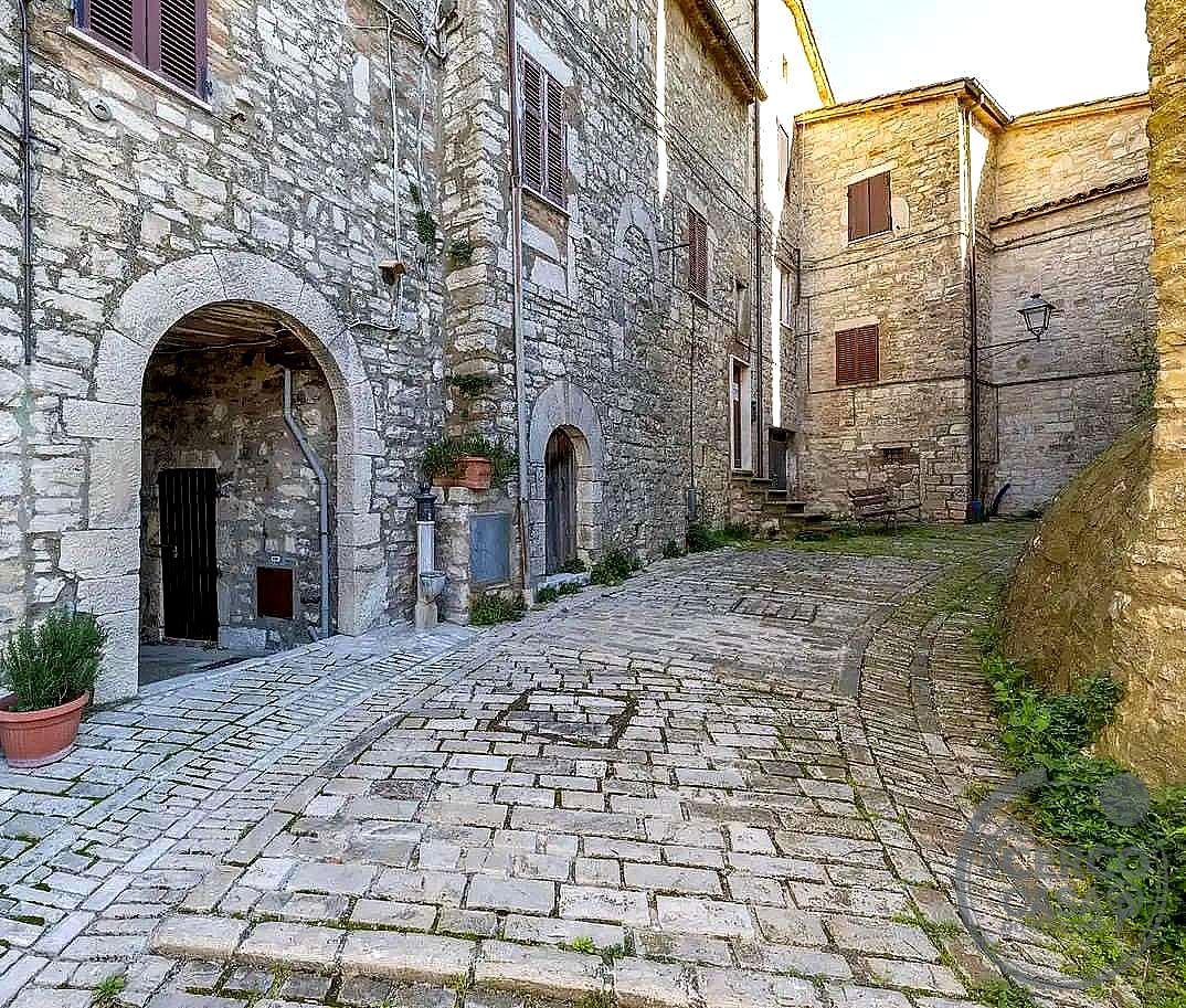 APPARTAMENTO VENDITA TODI · foto 8