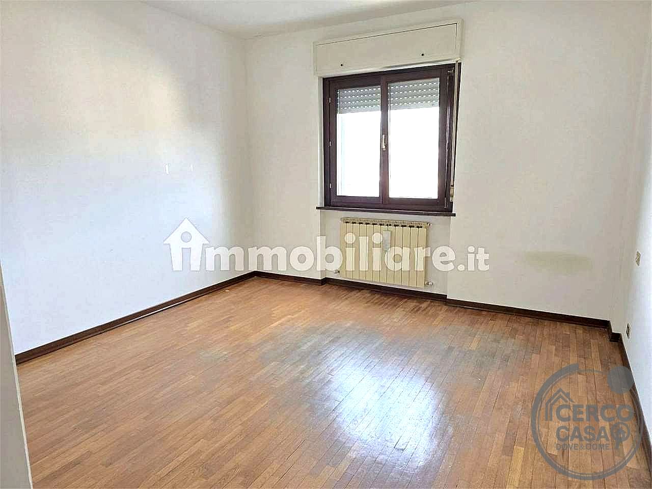 4 O PIÙ LOCALI VENDITA PERUGIA SAN SISTO · foto 6
