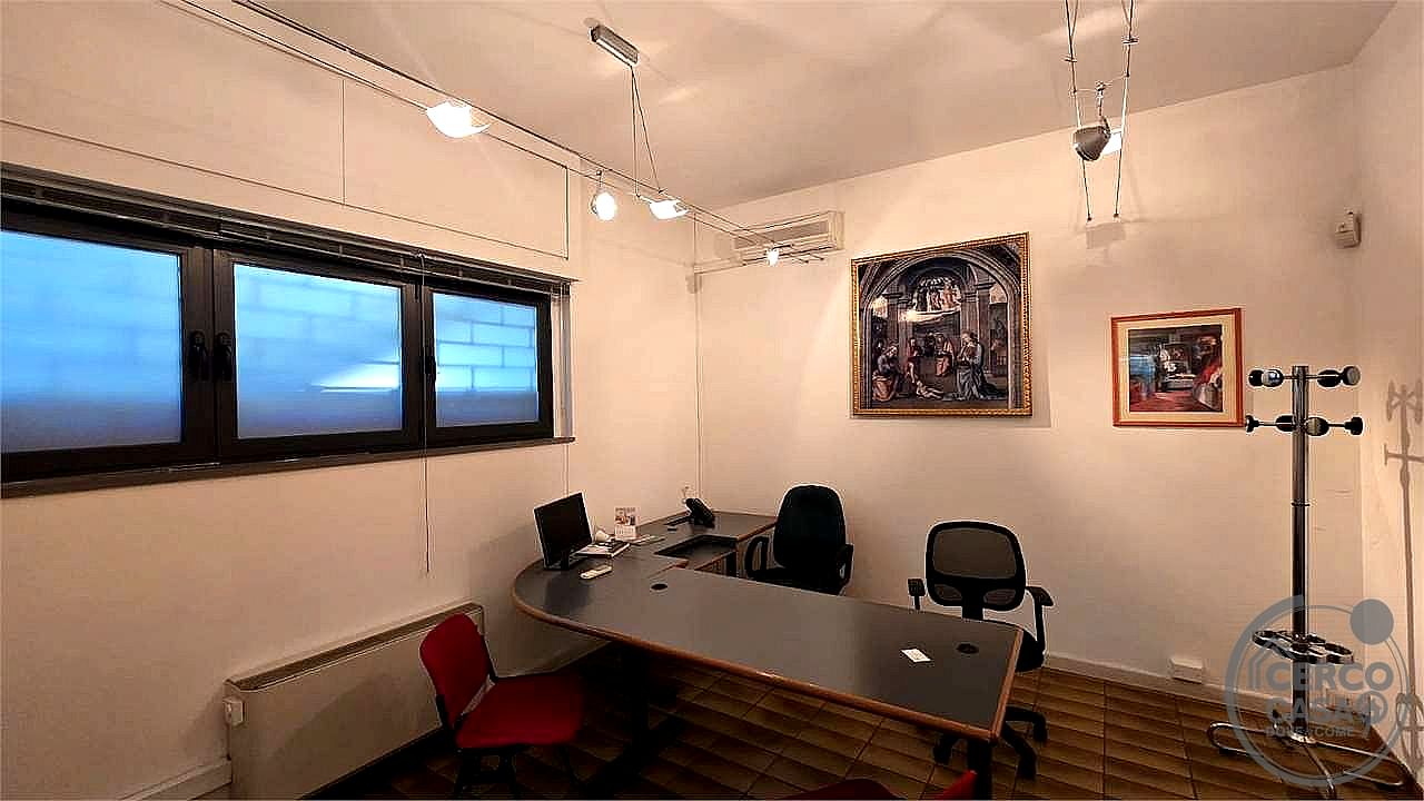 NEGOZIO VENDITA PERUGIA · foto 22