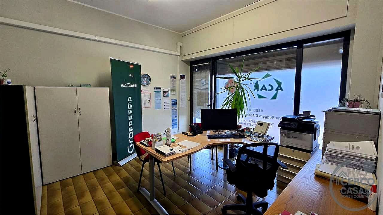 NEGOZIO VENDITA PERUGIA · foto 31
