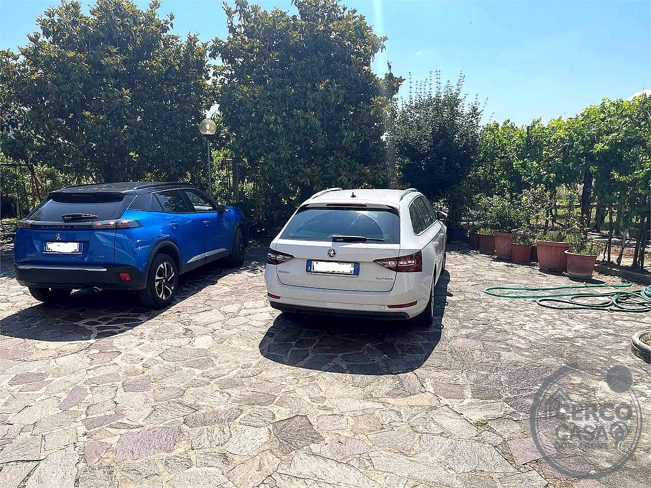 VILLA A SCHIERA VENDITA MAGIONE · foto 19