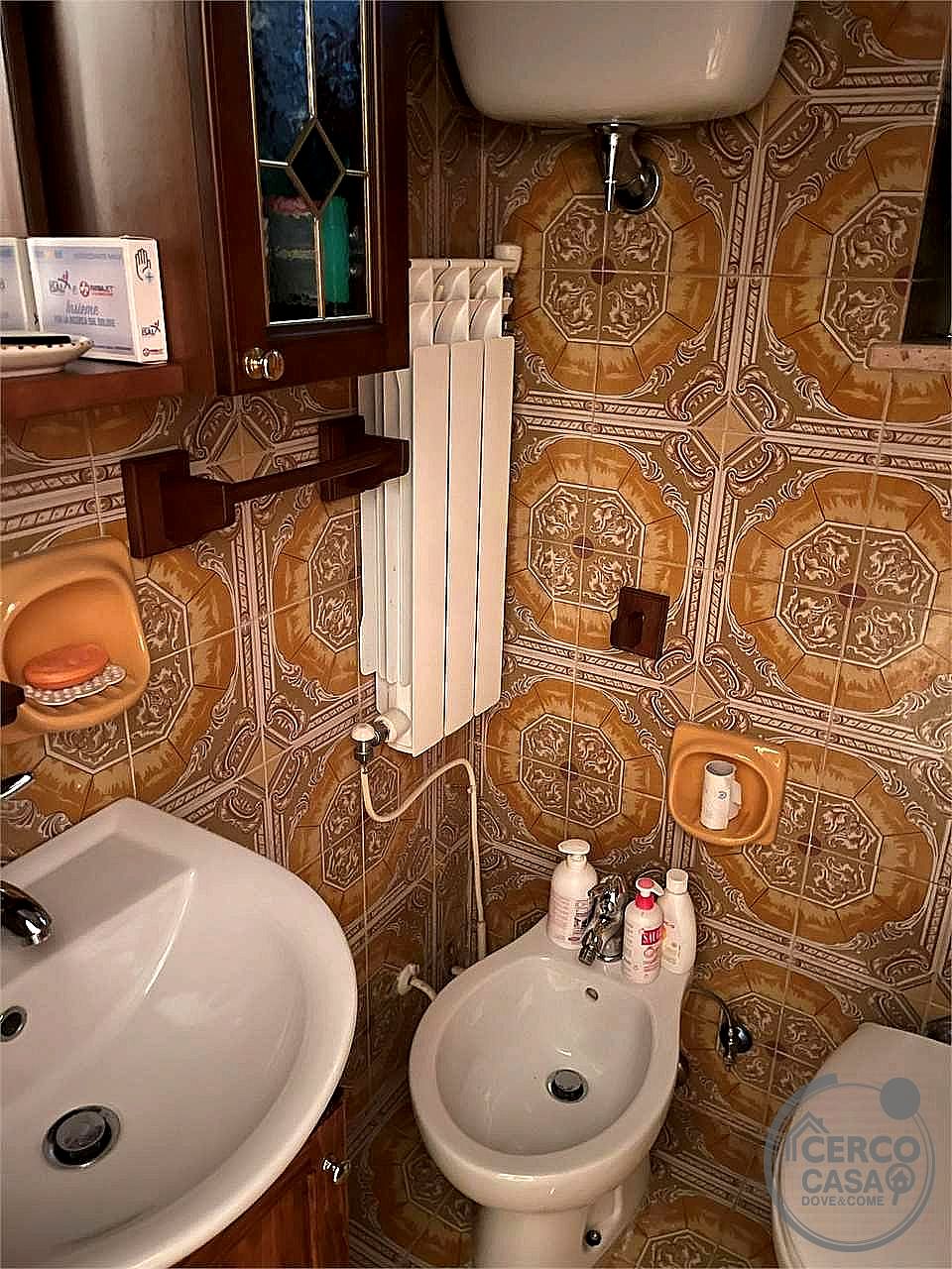 VILLA A SCHIERA VENDITA MAGIONE · foto 24