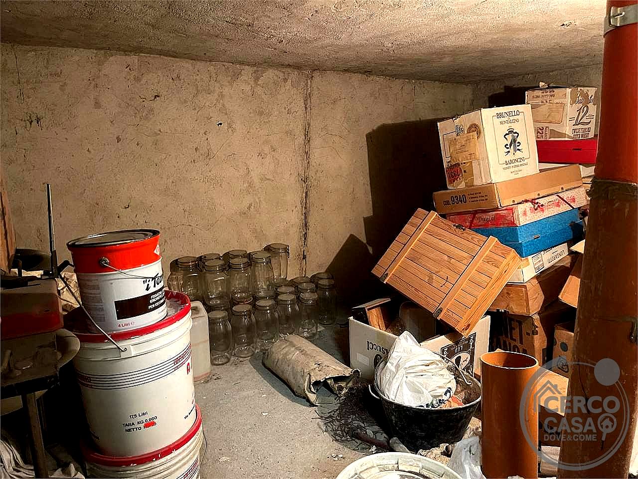 VILLA A SCHIERA VENDITA MAGIONE · foto 32