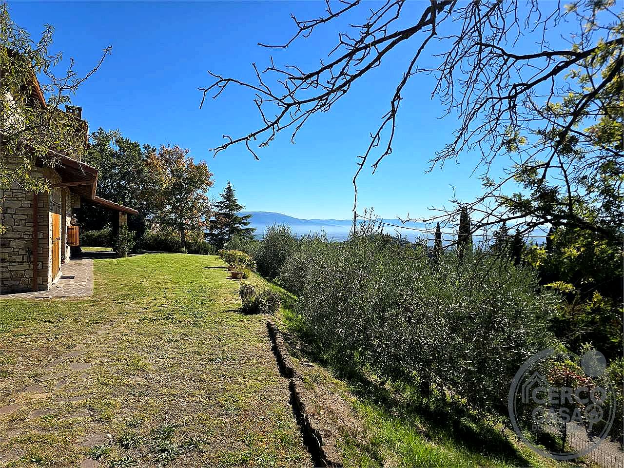VILLA VENDITA PERUGIA MONTELAGUARDIA · foto 3