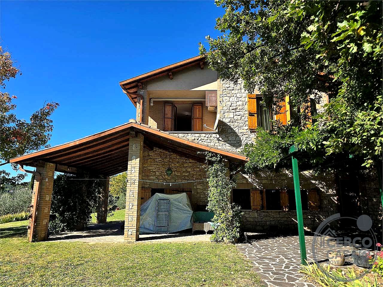VILLA VENDITA PERUGIA MONTELAGUARDIA · foto 9